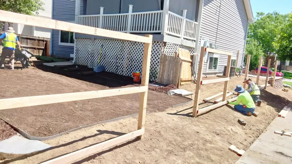 Affordable outdoor landscaping in Aurora, CO by Medrano Lanpscape
