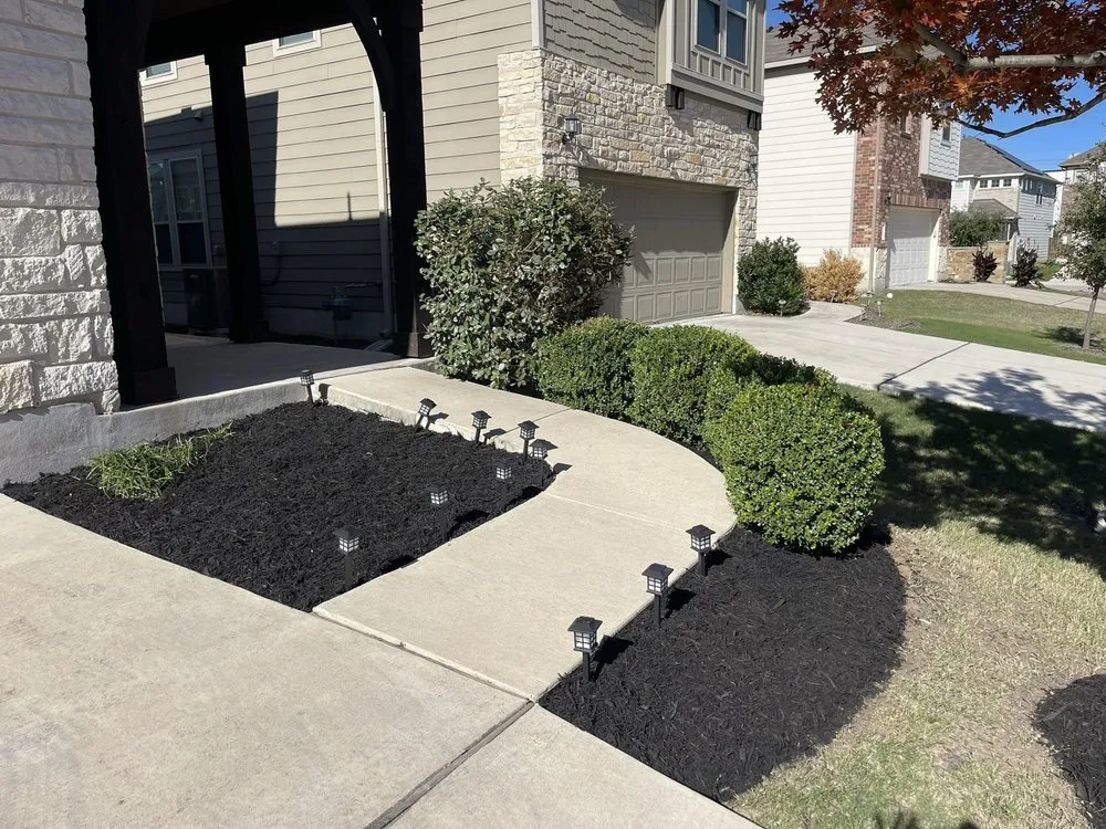 Reliable garden landscaping for homes in Austin, TX by Medrano’s Tree Lawn Service