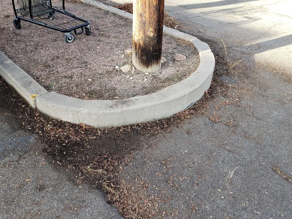 Affordable outdoor landscaping experts serving Pueblo, CO - Medtano Landscaping and Lawn Care