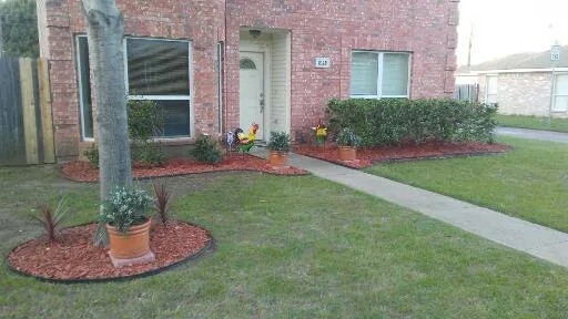 Affordable garden landscaping in Mesquite, TX - Meek Brothers Landscaping