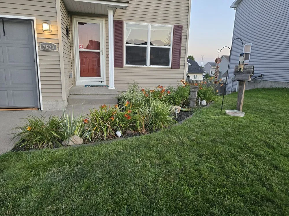 Expert yard cleanup service experts serving Altoona, IA - Meerkats Landscaping