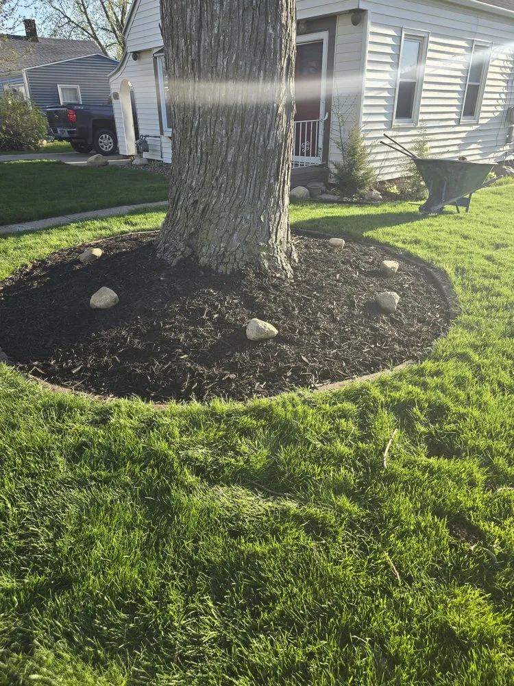 Top-rated outdoor landscaping in Altoona, IA by Meerkats Landscaping