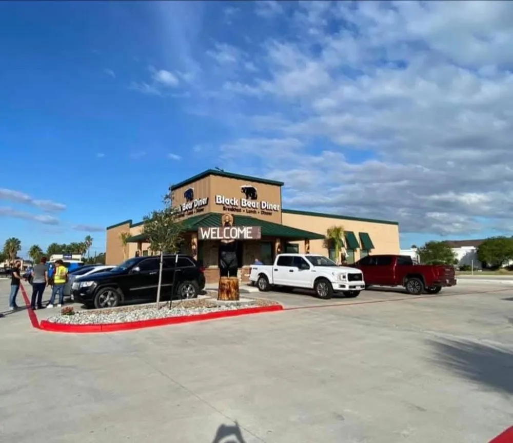 Reliable yard maintenance in Brownsville, TX - Mega