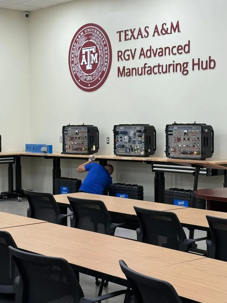 Reliable yard cleanup service for homes in Brownsville, TX by Mega