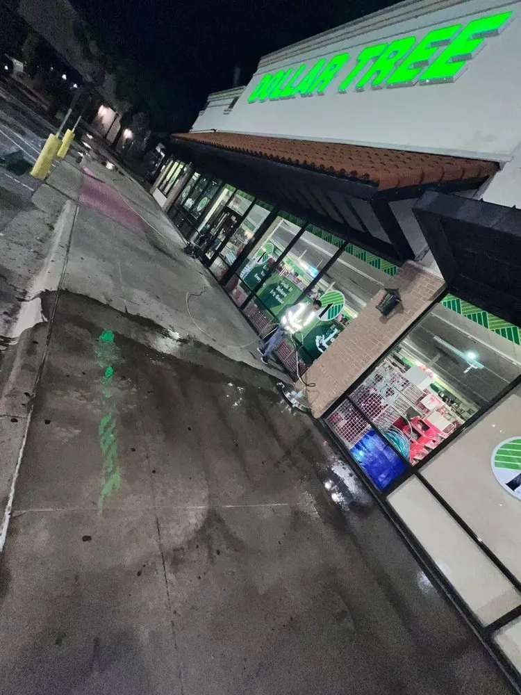 Custom lawn care service in Brownsville, TX - Mega