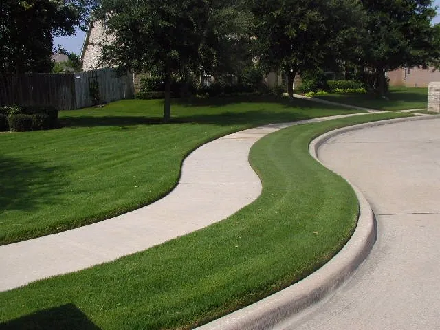 Affordable yard maintenance with custom design in Flower Mound, TX by Meier's Landscape Maintenance