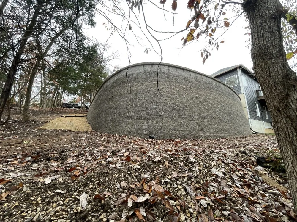 Custom residential landscaping in Saint Louis, MO - Mejia Hand Scape & Landscape