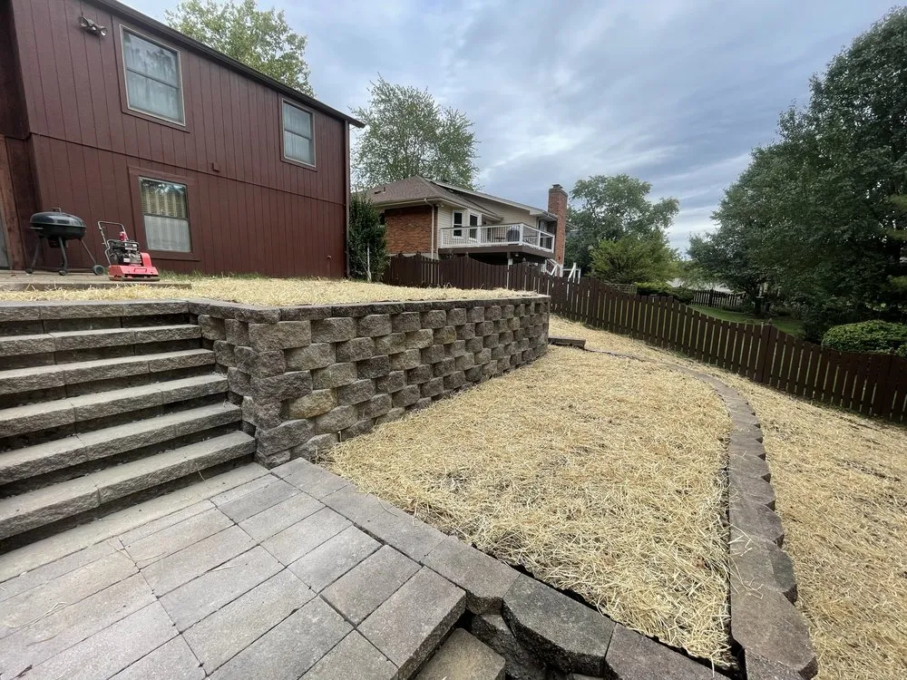 Trusted yard cleanup service for year-round maintenance across Saint Louis, MO - Mejia Hand Scape & Landscape