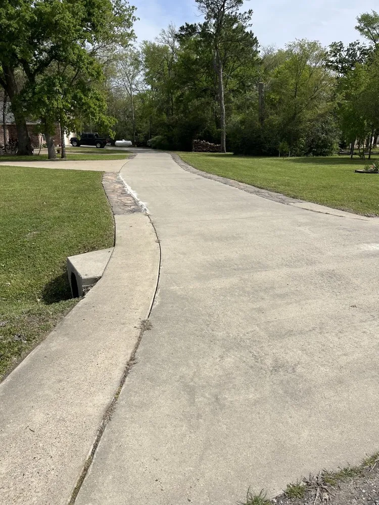 Trusted landscaping services in Huntsville, TX by Mejia Landscaping and Lawn Service