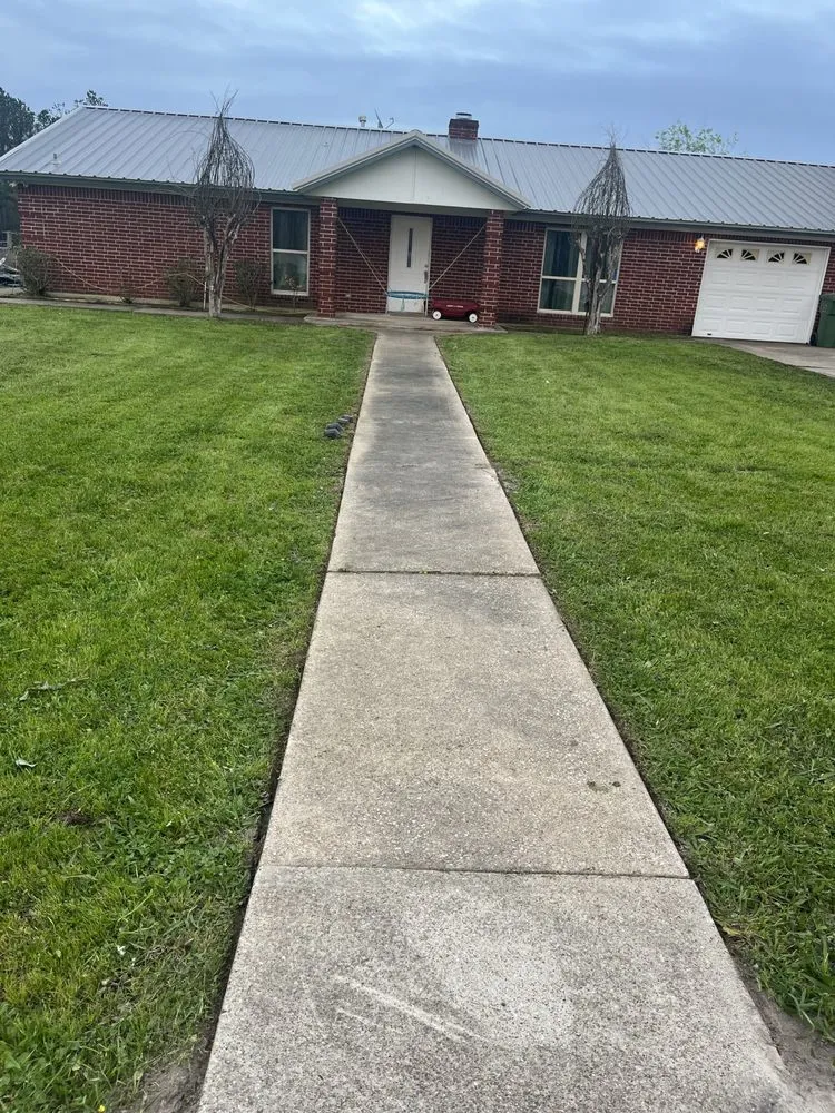 Trusted residential landscaping experts serving Huntsville, TX - Mejia Landscaping and Lawn Service