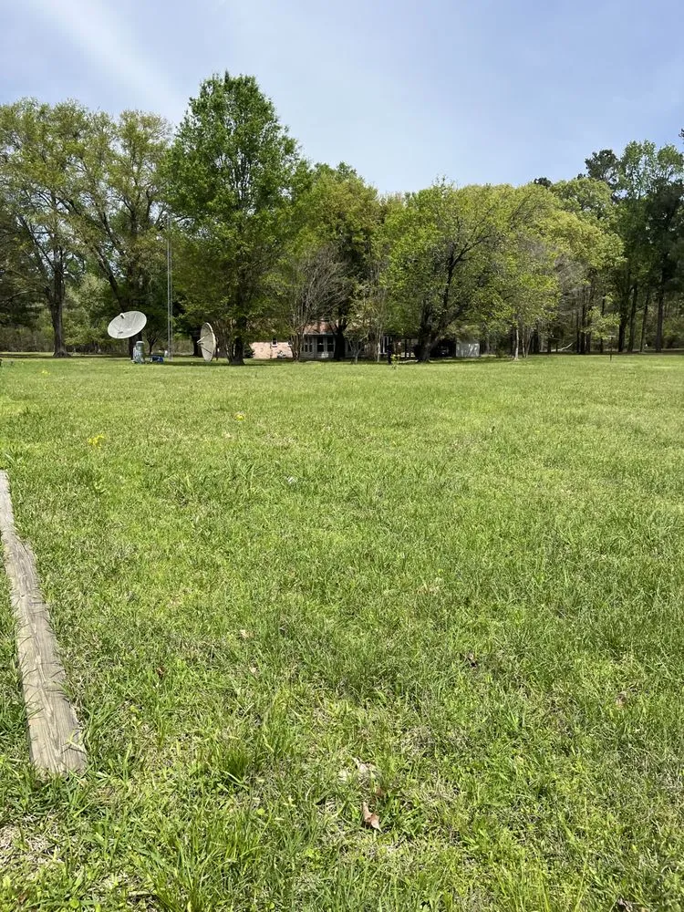 Professional outdoor landscaping experts serving Huntsville, TX - Mejia Landscaping and Lawn Service