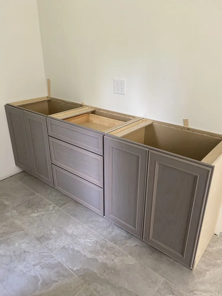 Professional lawn mowing service in Laplace, LA by Mejia Quality