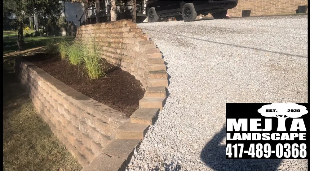 Local yard maintenance for homes in Republic, MO by Mejia's Landscape