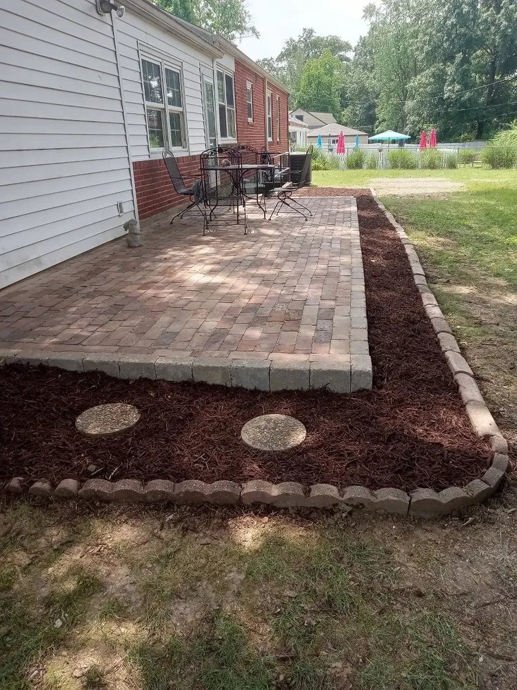 Reliable landscape design in Saint Louis, MO by Mejias Landscaping