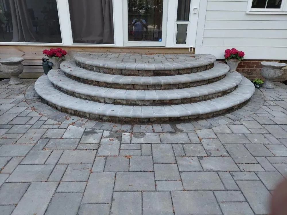 Top-rated garden landscaping for year-round maintenance in Glen Allen, VA by Mejia&Son Landscaping&Hardscaping