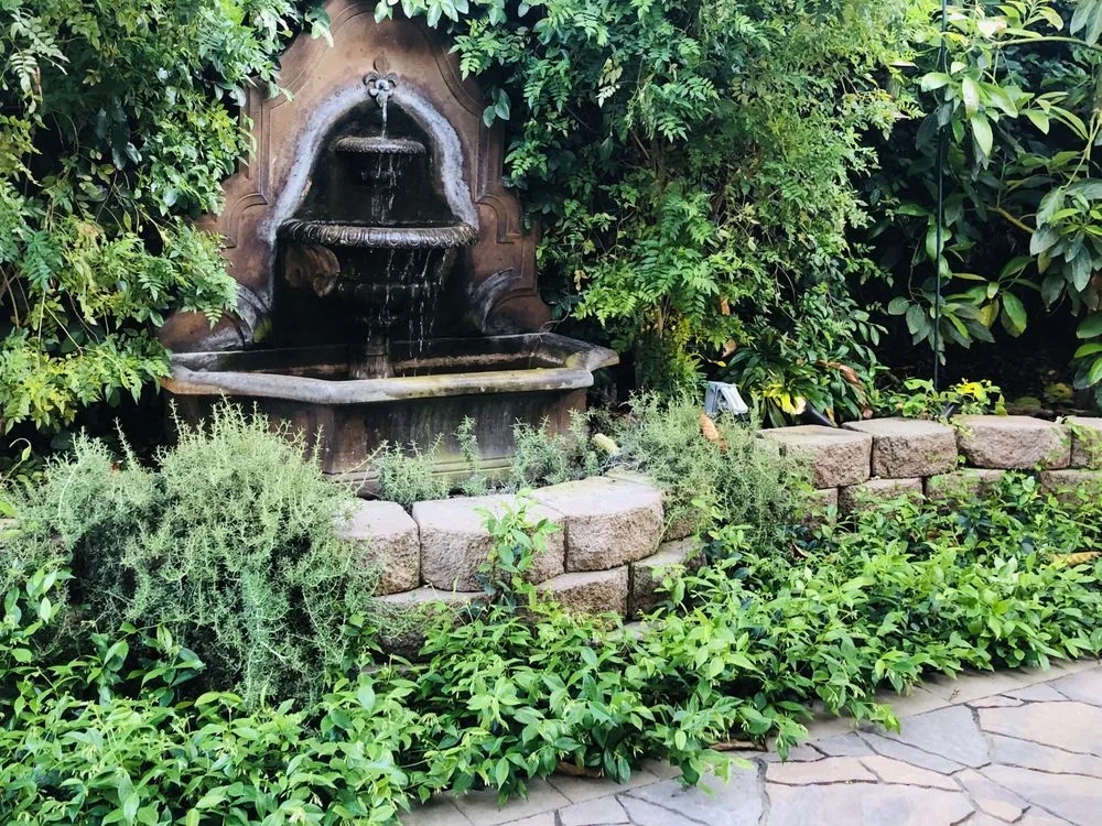 Custom landscaping services in Irvine, CA by Melanie Foster Design