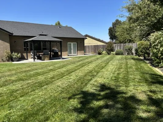 Melby’s Landscaping Logo