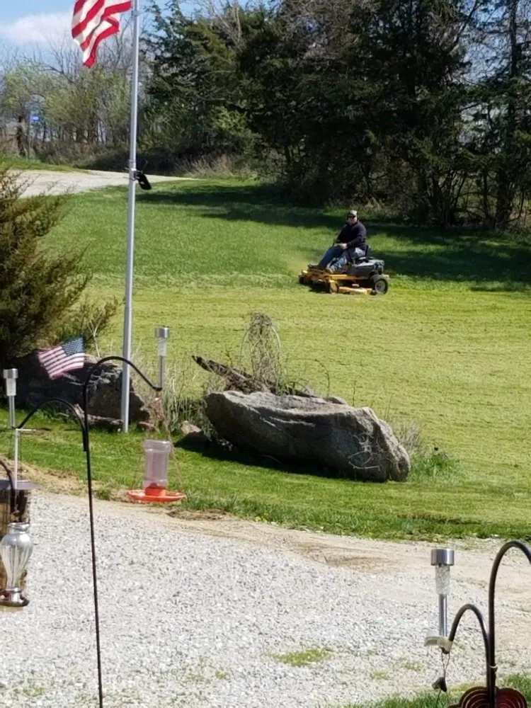 Professional yard cleanup service for homes across Melcher Dal, IA - Melcher Mann Mowing