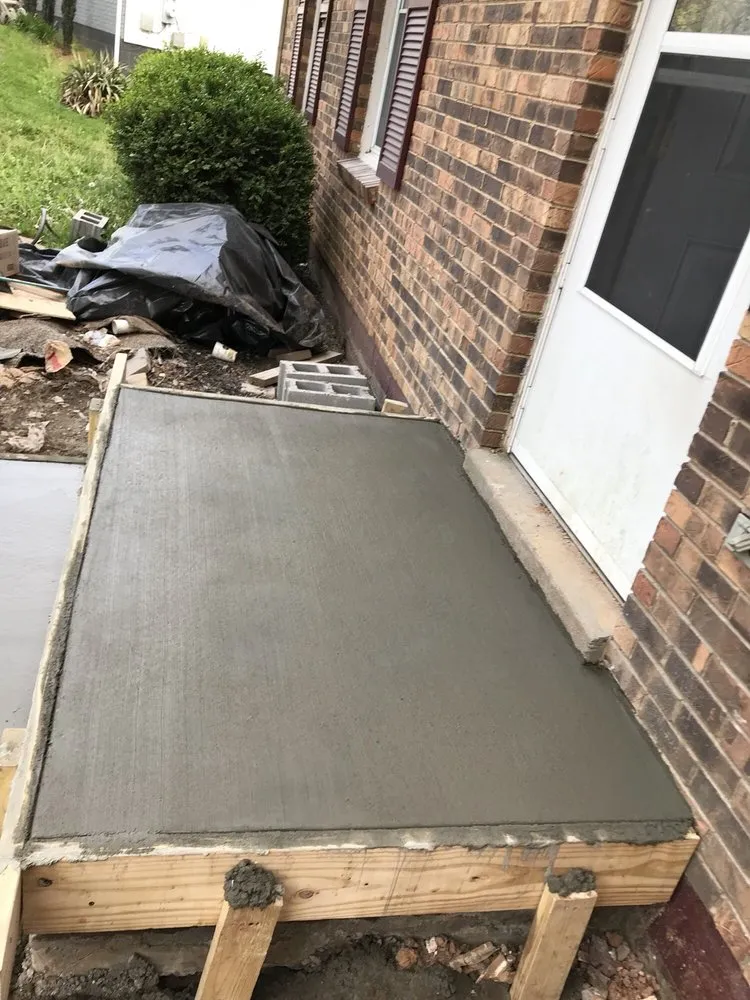 Custom yard maintenance experts serving Nashville, TN - Melendez Construction and Landscaping