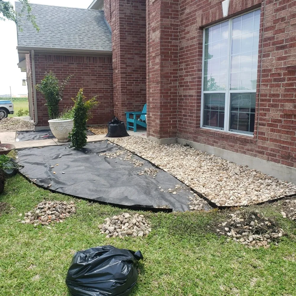 Reliable landscape installation for year-round maintenance across Hutto, TX - Melendez Services