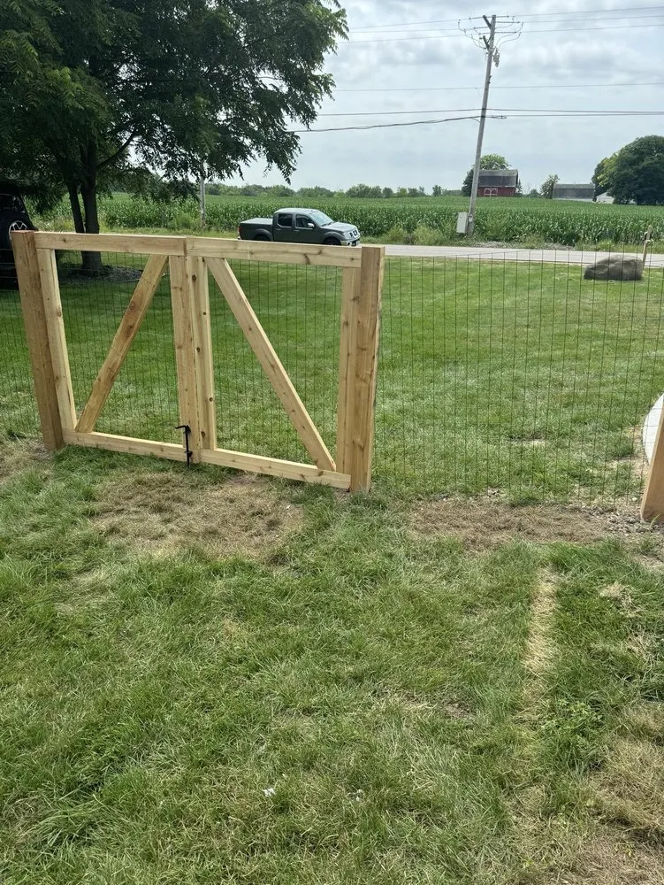 Local yard maintenance near you across New Berlin, WI - Meleski Landscapes