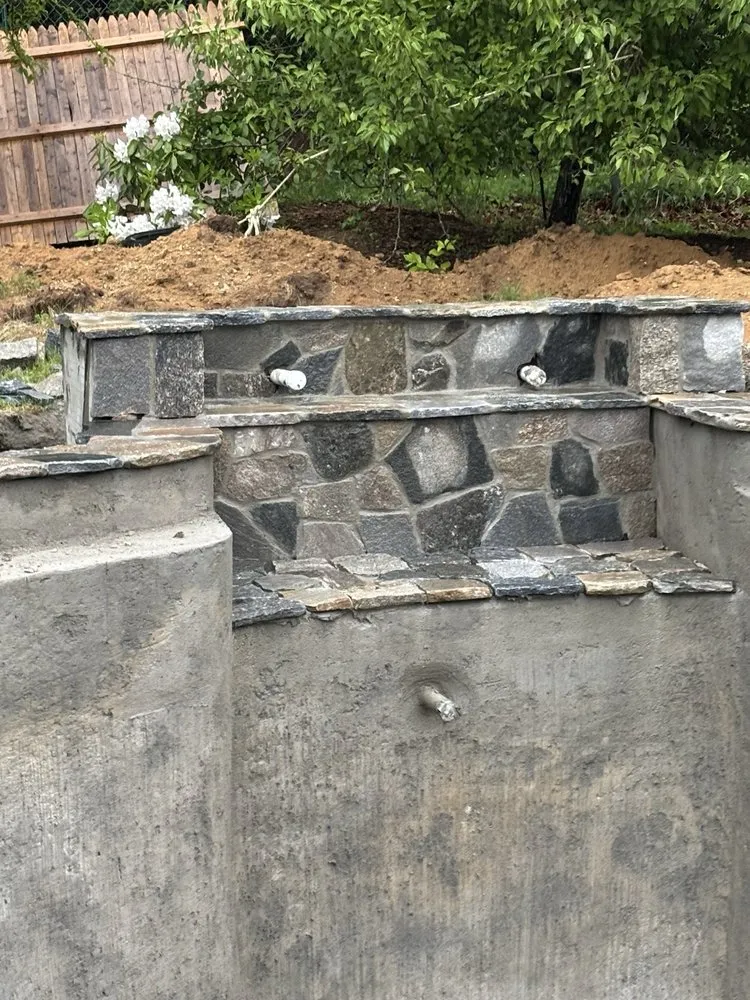 Professional garden landscaping experts serving Central Falls, RI - Melgar Masonry & Landscaping