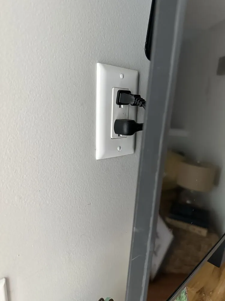 Custom yard maintenance for year-round maintenance in Cockeysville, MD by Mello Trust