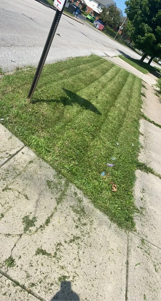 Custom residential landscaping in Cleveland, OH - Mell’s Way out Landscaping & Hauling