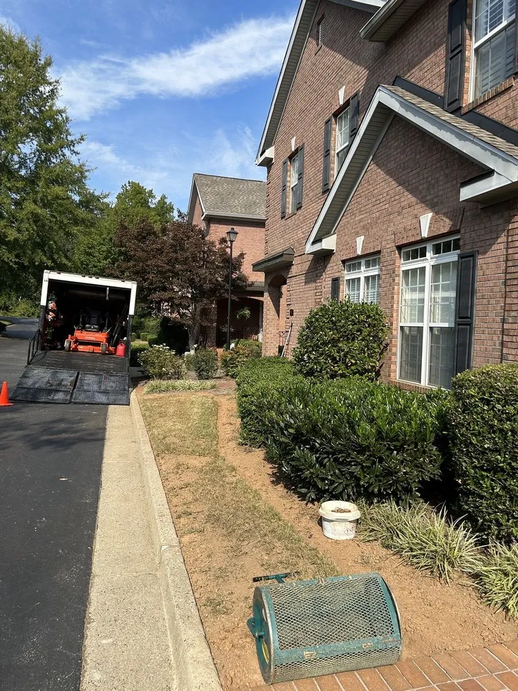 Professional lawn mowing service experts serving Cumming, GA - Melo Group Service