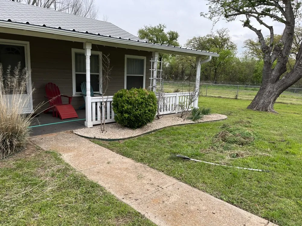 Local landscape design experts serving Fort Worth, TX - Mel's Lawn Care Service