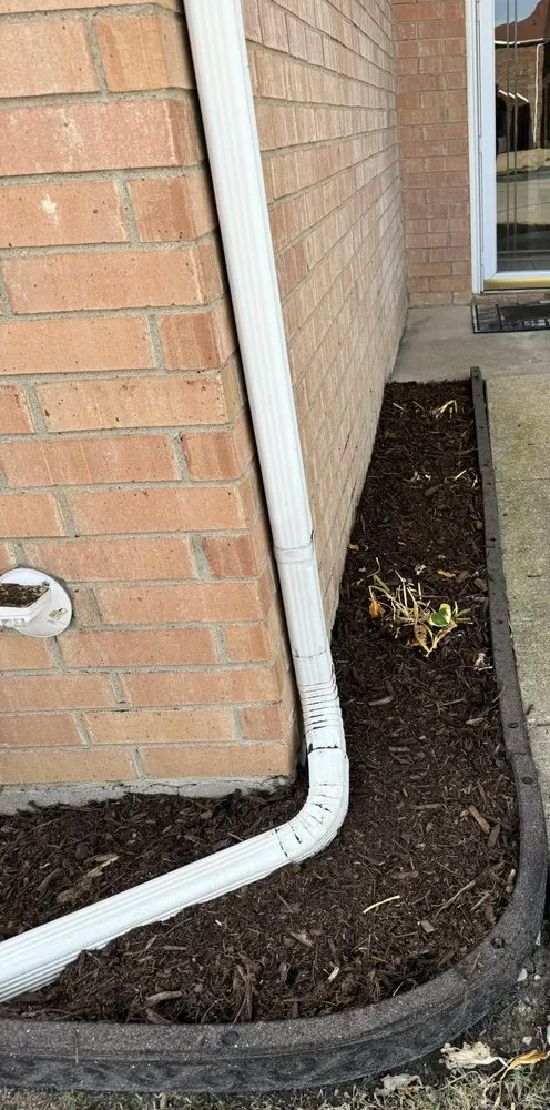 Trusted yard maintenance for homes across Fort Worth, TX - Mel's Lawn Care Service