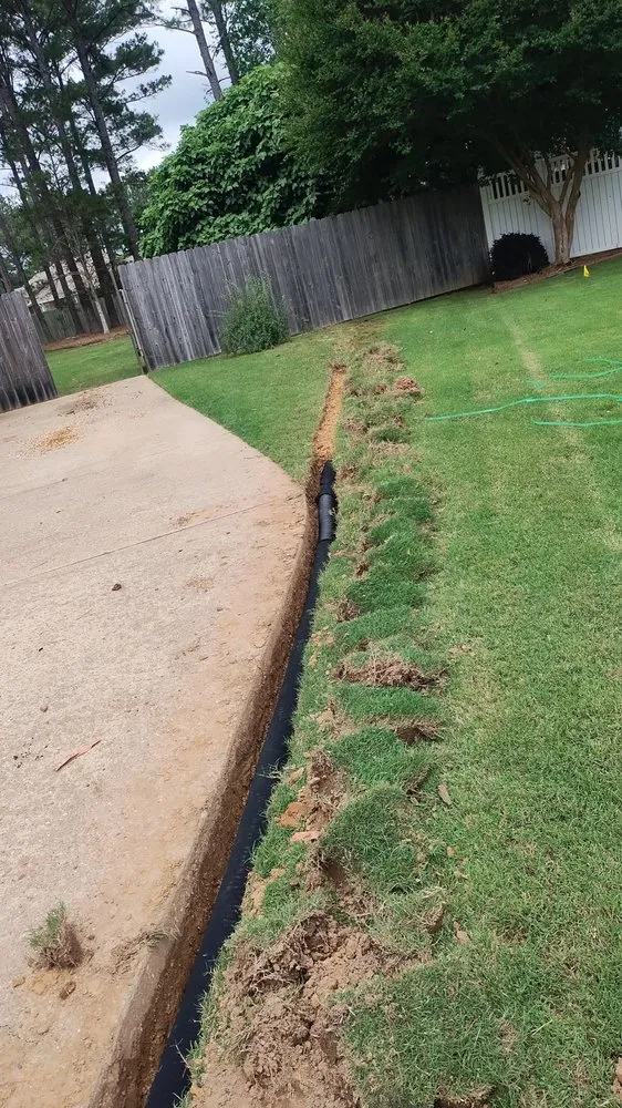 Expert yard maintenance with custom design in Deatsville, AL by Mel's lawn service