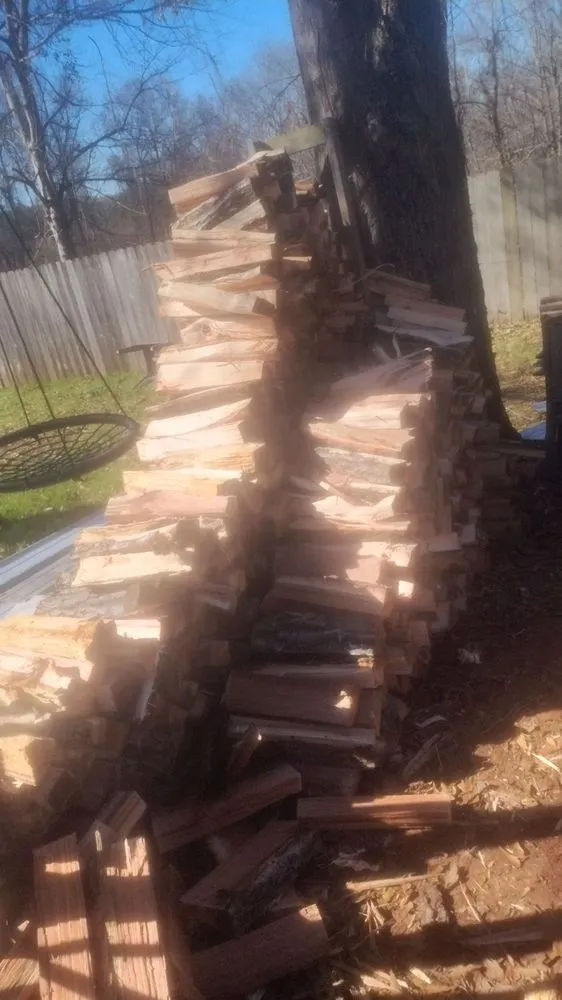 Reliable yard cleanup service in Deatsville, AL - Mel's lawn service