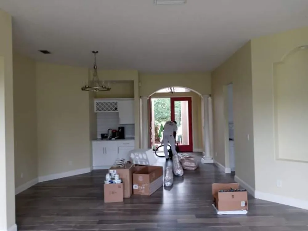 Affordable lawn mowing service for beautiful yards across Tazewell, TN - Melt-On Walls Handyman Services