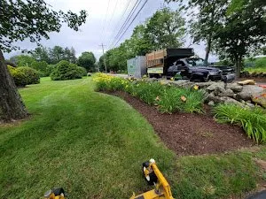 Professional outdoor landscaping near you across Cranston, RI - Melvin´s Landscaping