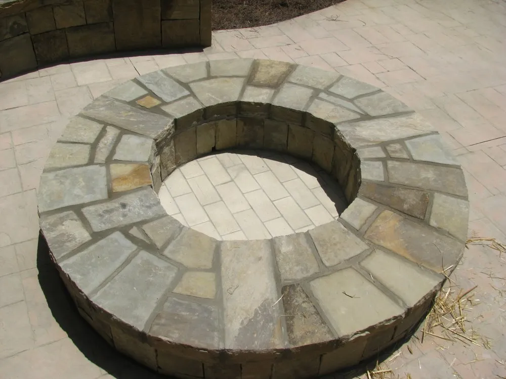 Professional lawn care service near you in Fairburn, GA by MEM Landscaping