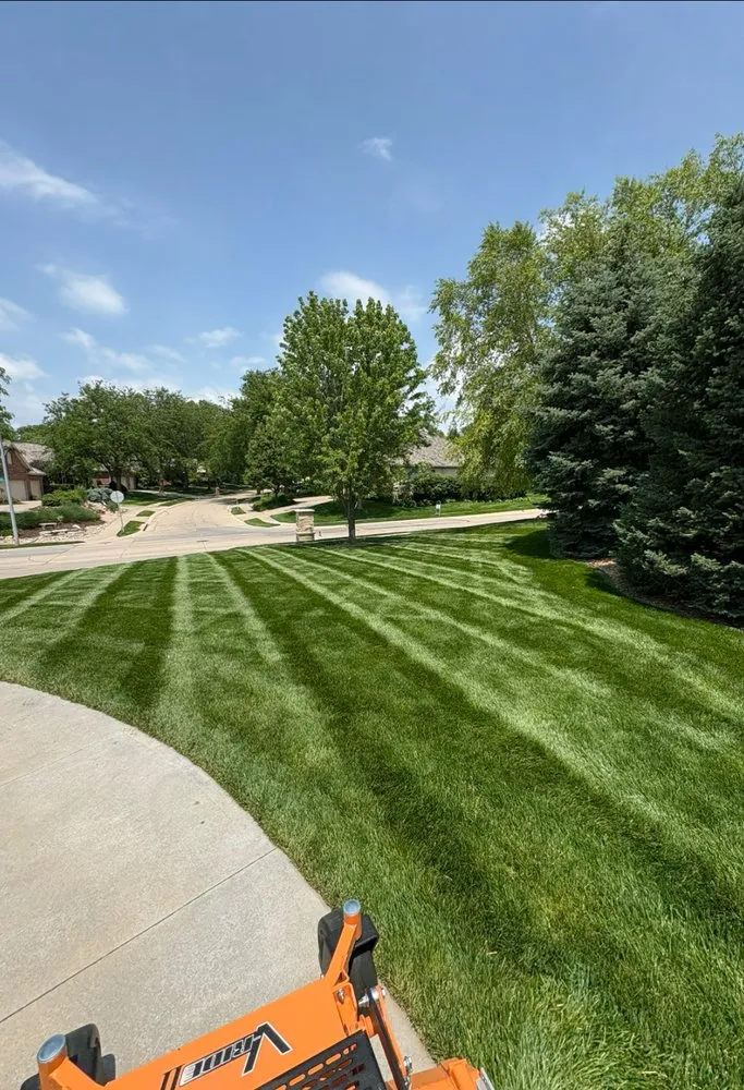 Affordable yard maintenance for homes in Aquasco, MD by Membreno Landscaping & Contracting