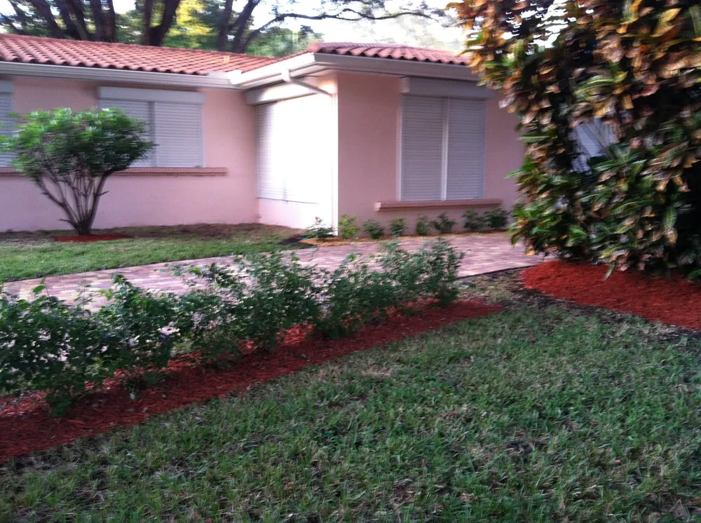 Local lawn care service for year-round maintenance in Miami, FL by Men In Green