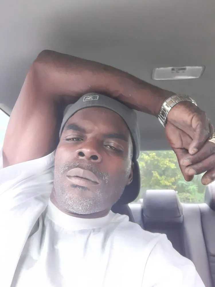 Trusted outdoor landscaping in Cincinnati, OH by Men of Many Hatz