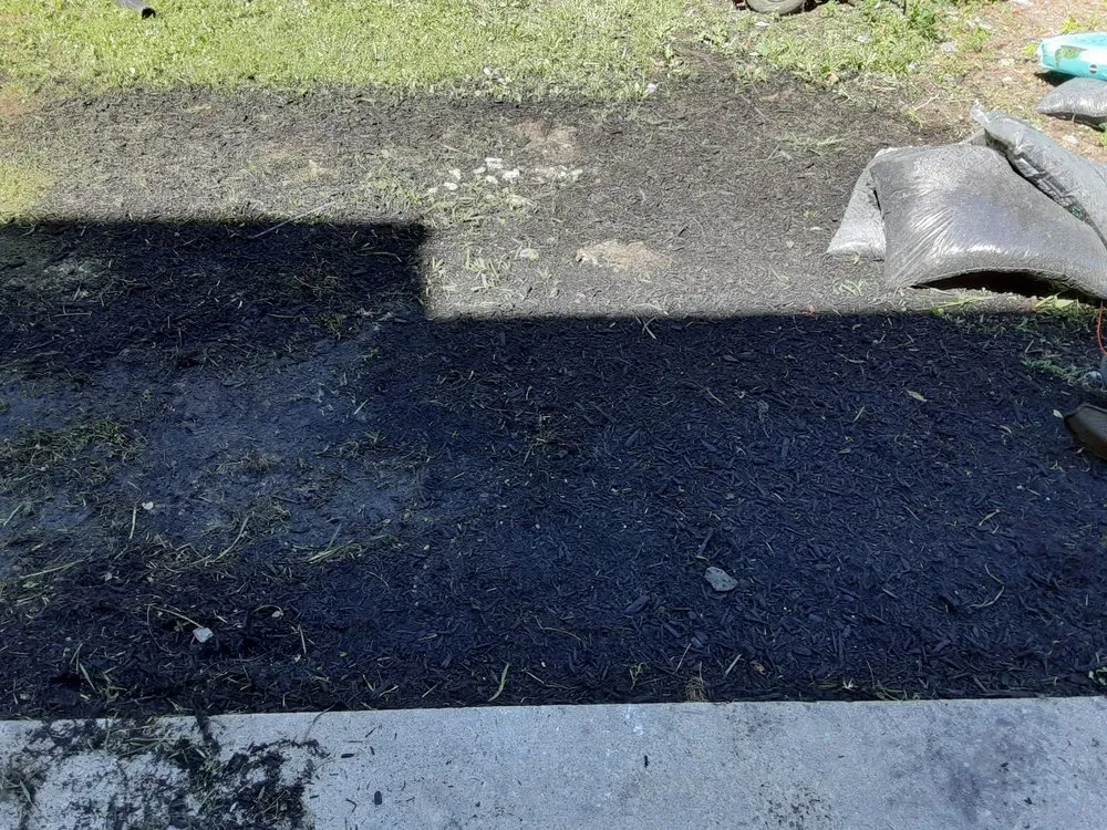 Custom yard maintenance experts serving Cincinnati, OH - Men of Many Hatz