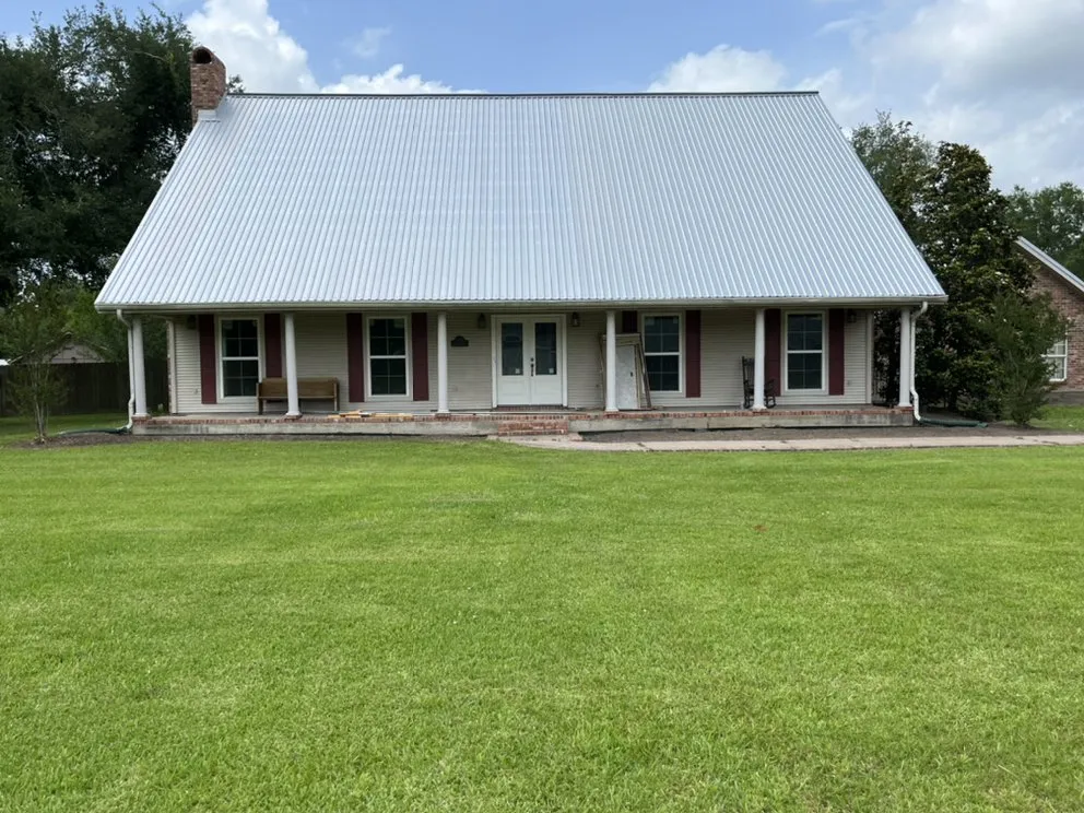 Custom landscaping services in Sulphur, LA - Menard Landscaping Services