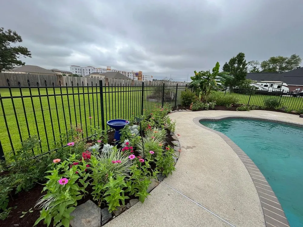 Top-rated residential landscaping for beautiful yards across Sulphur, LA - Menard Landscaping Services