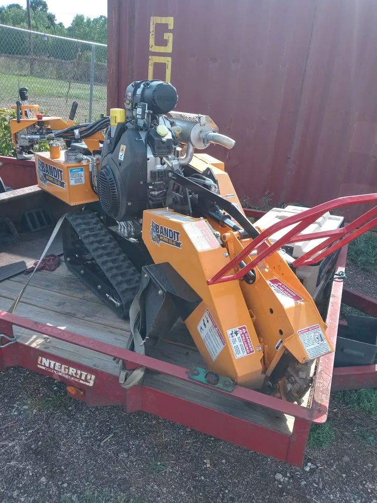 Expert residential landscaping experts serving Grand Rapids, MI - Menb Stump Grinding