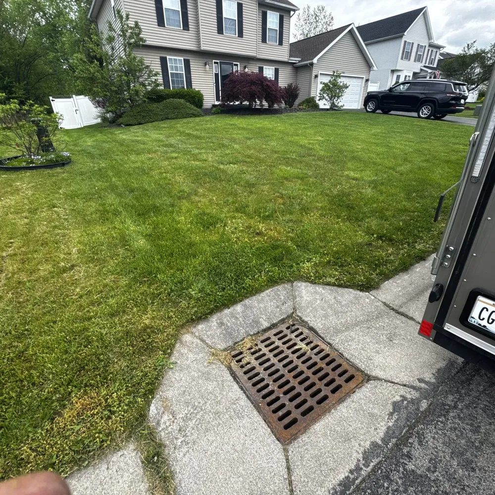 Top-rated lawn care service in Macedon, NY - Menco Management