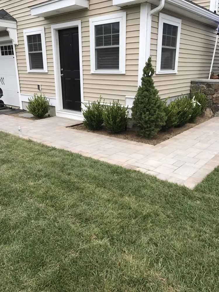 Top-rated residential landscaping in Lynn, MA by Mendez Irrigation