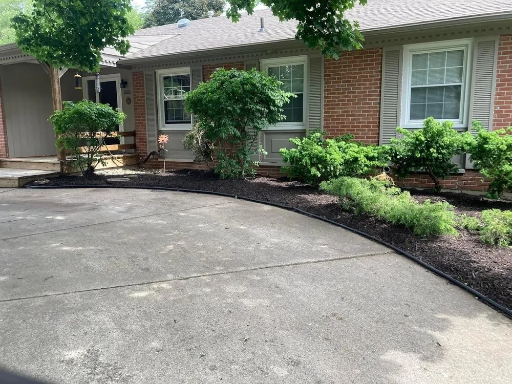 Reliable lawn care service experts serving Belmont, MI - Mendez Landscape