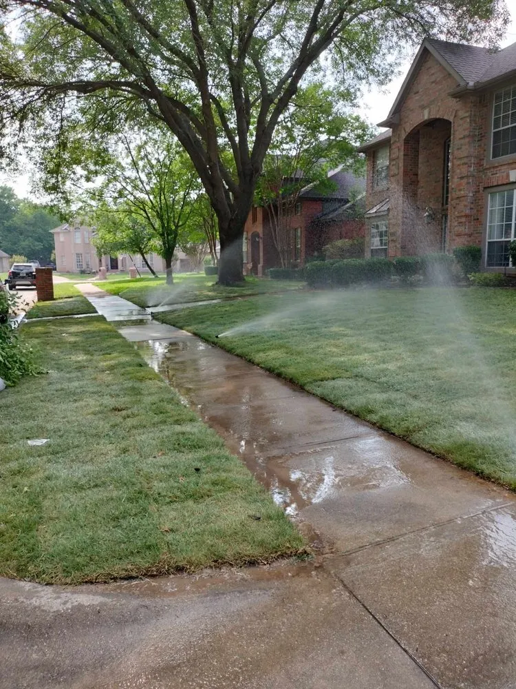 Reliable lawn mowing service for homes across Fort Worth, TX - Mendez Landscapes