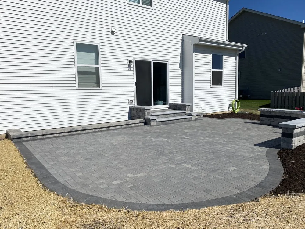 Reliable landscape installation in Woodstock, IL - Mendez Landscaping & Brick Pavers