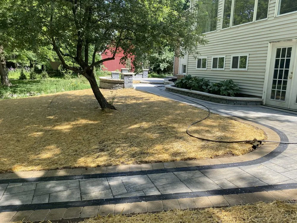 Local yard cleanup service experts serving Woodstock, IL - Mendez Landscaping & Brick Pavers