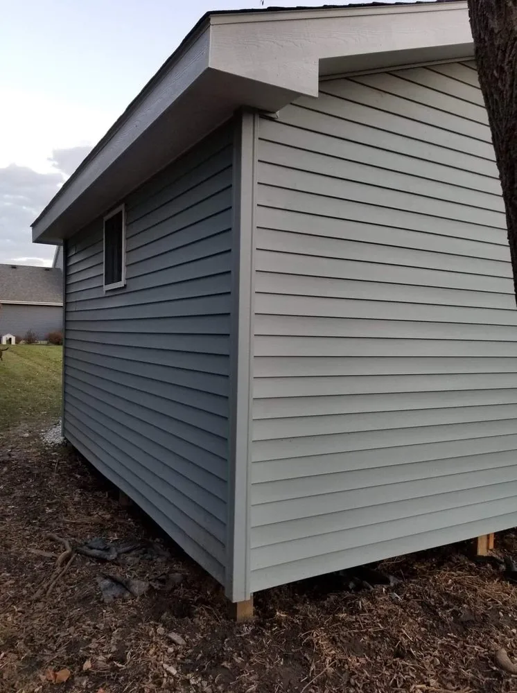 Affordable landscape installation experts serving Kenosha, WI - Mendez Landscaping and Lawn Care